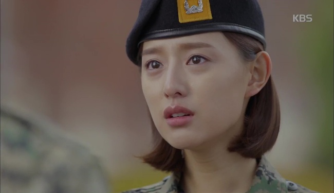 &ldquo;Hậu Duệ Mặt Trời&rdquo;: Đừng sợ! Song Joong Ki d&ugrave; b&ecirc; bết m&aacute;u vẫn sẽ ổn cả th&ocirc;i! - Ảnh 31.