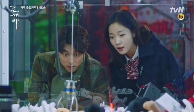 “Goblin”: Xuất hiện người thứ ba giữa cặp đôi yêu tinh Gong Yoo và cô nàng Kim Go Eun - Ảnh 33.