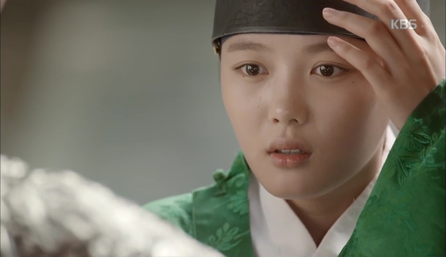 &ldquo;Moonlight&rdquo;: Bị &eacute;p lấy vợ, &ldquo;Thế tử&rdquo; Park Bo Gum vẫn kh&ocirc;ng chịu để mất Kim Yoo Jung - Ảnh 34.