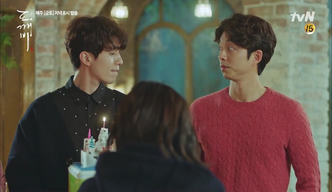 “Goblin”: Xuất hiện người thứ ba giữa cặp đôi yêu tinh Gong Yoo và cô nàng Kim Go Eun - Ảnh 42.