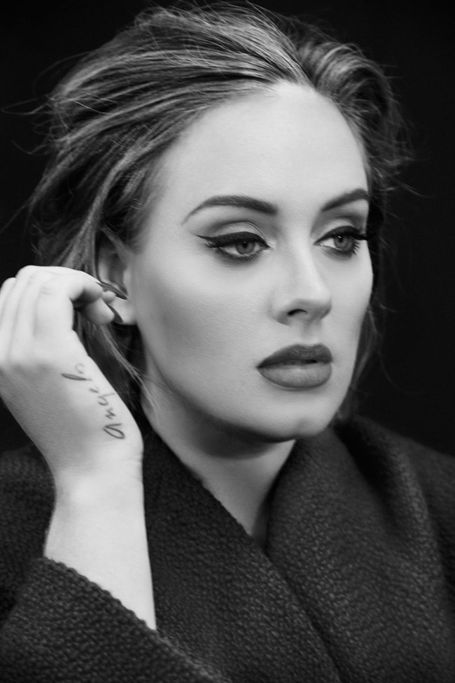Adele trông như người lạ khi thiếu đi đường kẻ mắt trứ danh - Ảnh 5.
