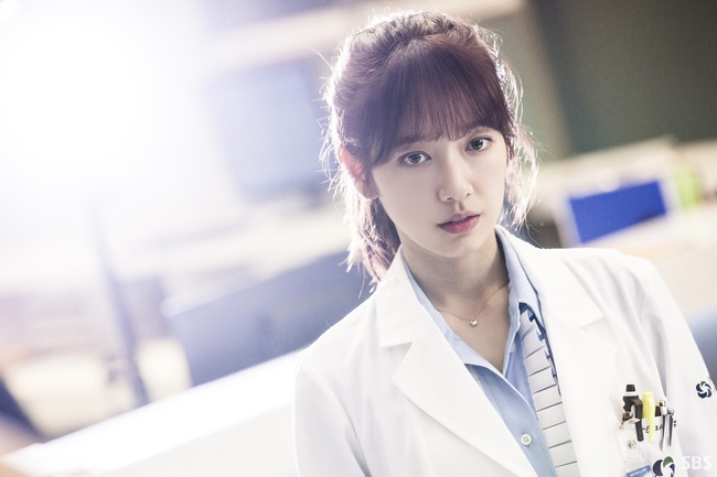 Bác sĩ, luật sư, cảnh sát Hàn muốn kiện biên kịch phim Hàn vì làm phim nhảm nhí - Ảnh 3.