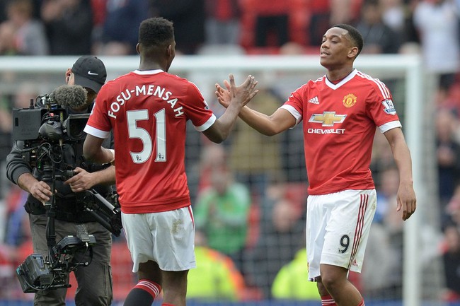 Hai sao trẻ Man Utd rủ bạn g&aacute;i cũ của Ashley Cole sex tập thể - Ảnh 3.