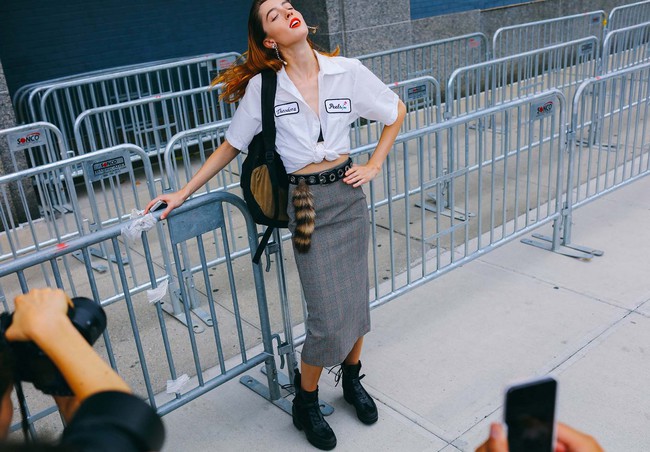 Phong c&aacute;ch ph&oacute;ng kho&aacute;ng, thực tế ăn s&acirc;u v&agrave;o m&aacute;u giới mộ điệu thời trang tại NYFW - Ảnh 19.