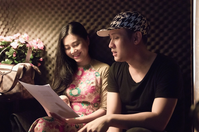 Trấn Th&agrave;nh nhiệt t&igrave;nh hướng dẫn Hari Won thu &acirc;m - Ảnh 11.