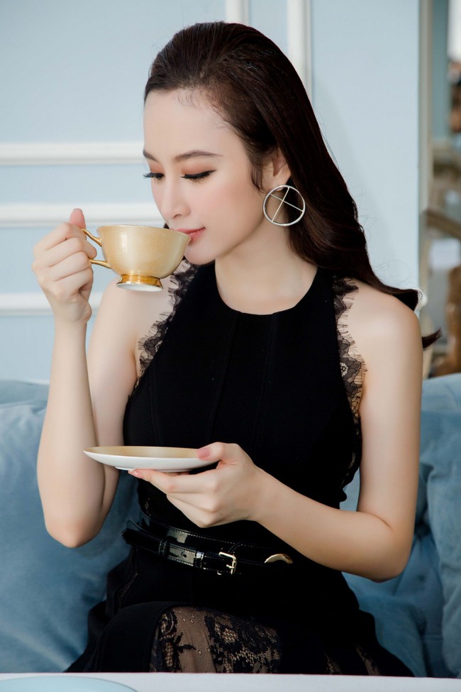 Angela Phương Trinh: Chưa bao giờ t&ocirc;i nghĩ m&igrave;nh ch&igrave;m. T&ocirc;i lu&ocirc;n thấy m&igrave;nh nổi bật - Ảnh 9.