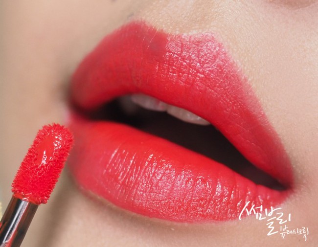 2 thỏi son mới của Chanel v&agrave; MAC c&oacute; g&igrave; hay m&agrave; c&aacute;c c&ocirc; n&agrave;ng lại ph&aacute;t sốt đến như vậy? - Ảnh 8.