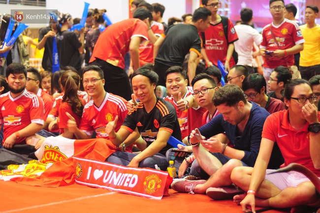 Fan MU Việt Nam buồn rười rượi vì trận đấu cuối mùa gặp Bournemouth bị hủy  - Ảnh 1.