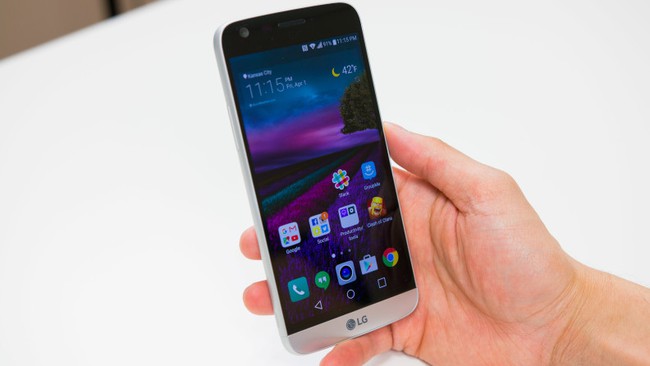 Mua smartphone để tự sướng, đ&acirc;y l&agrave; những lựa chọn tuyệt vời nhất - Ảnh 1.