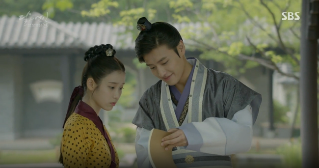 Moon Lovers: Hoàng tử Baekhyun sống chết đòi tự tử để không phải thành thân - Ảnh 32.