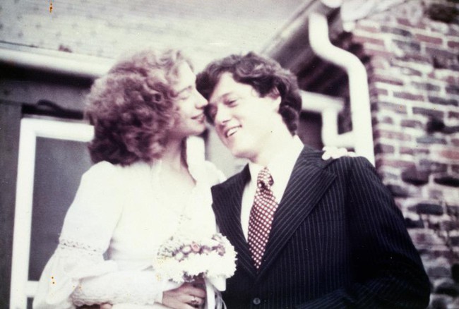 Đã gần nửa thế kỷ trôi qua, chuyện tình của vợ chồng Clinton vẫn khiến cho bao người phải ngưỡng mộ - Ảnh 8.