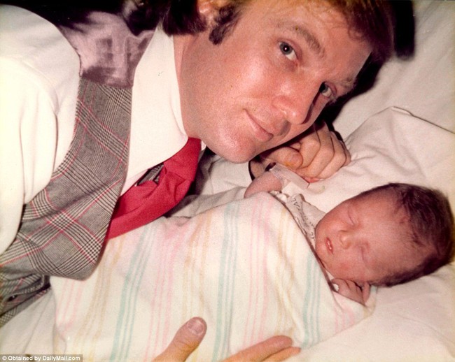Donald Trump từng thay tã cho con, một hình ảnh hoàn toàn khác về tân Tổng thống Mỹ - Ảnh 3.