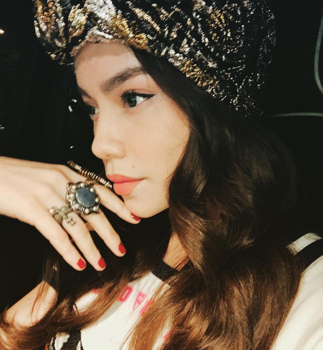 H&agrave; Hồ, Lan Khu&ecirc; v&agrave; loạt fashionista, fashionisto Việt khoe ảnh dự tiệc thời trang ngập cả Instagram - Ảnh 2.