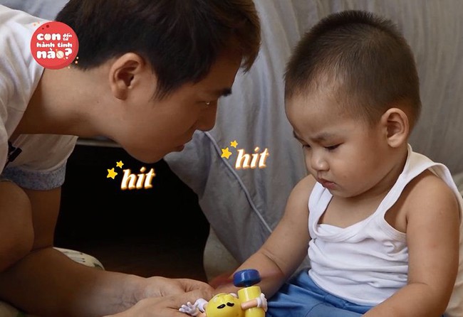 Bố bỉm sữa Đăng Kh&ocirc;i khổ sở khi nh&oacute;c con bỗng dưng... ị đ&ugrave;n - Ảnh 2.