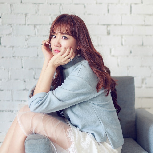 Hari Won mất 1 tháng tập phát âm tiếng Việt cho ca khúc mới - Ảnh 10.