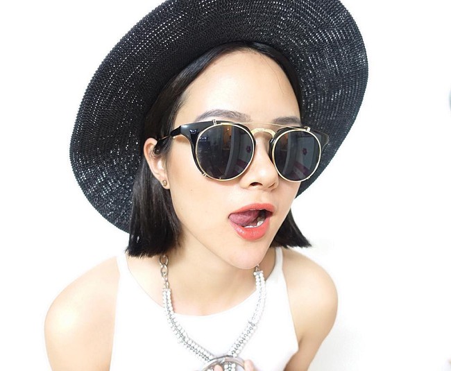 Cùng ngắm những màu son hồng san hô khi lên môi hấp dẫn thế nào? Cùng ngắm những màu son hồng san hô khi lên môi hấp dẫn thế nào? 14