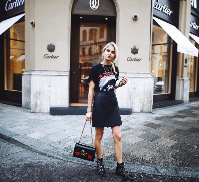 Giới trẻ thế giới khoe d&aacute;ng nuột với street style đẹp kh&oacute; rời mắt - Ảnh 10.