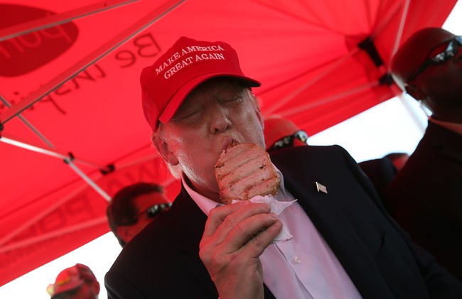Th&oacute;i quen ăn uống b&igrave;nh dị của t&acirc;n Tổng thống Mỹ Donald Trump - Ảnh 5.