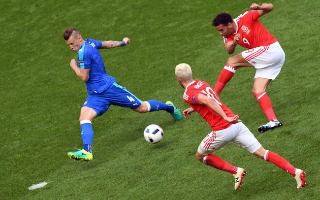 Gareth Bale ghi b&agrave;n thắng lịch sử cho đội tuyển Xứ Wales - Ảnh 7.