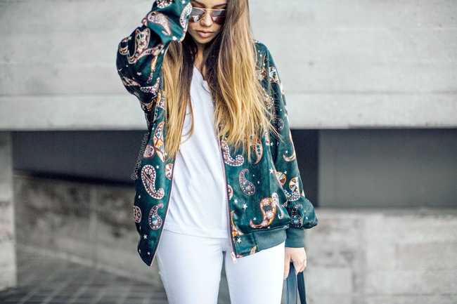 Thoải mái chính là từ khóa của street style giới trẻ thế giới tuần qua - Ảnh 11.