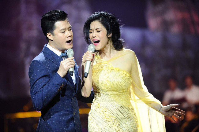 Khán giả xúc động khi trở lại thời Làn sóng xanh trong liveshow nhạc sĩ Việt Anh - Ảnh 6.