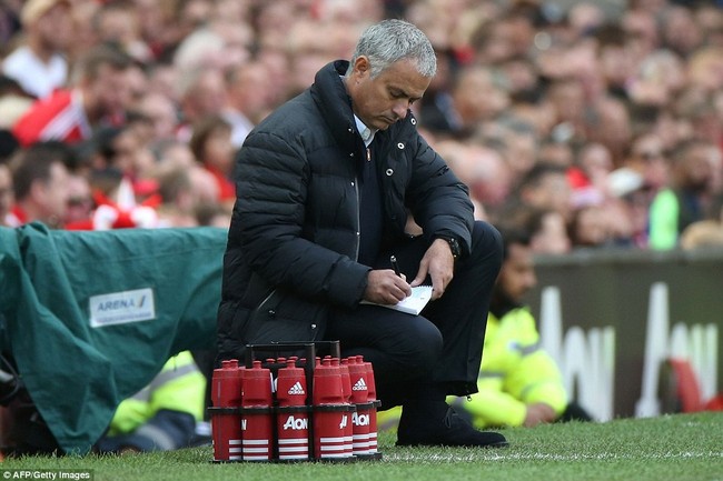 Mourinho: Man Utd lẽ ra phải thắng 7-0, nhưng đó là bóng đá - Ảnh 3.