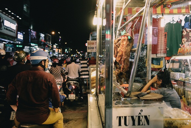 Phát điên, ngộp thở vì cảnh giờ nào cũng kẹt xe, chỗ nào cũng kẹt xe ở Sài Gòn - Ảnh 11.