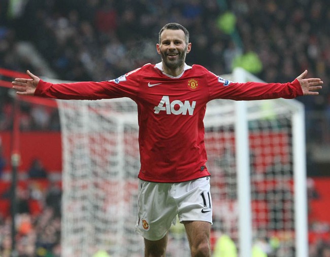 Ryan Giggs sắp đối đầu MU trên băng ghế huấn luyện? - Ảnh 2.