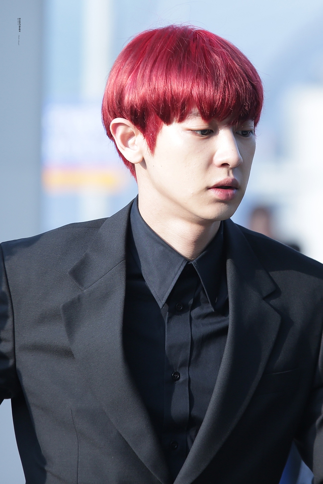 Chanyeol bất ngờ xuất hiện với tóc đỏ, ngày trở lại của EXO đã gần? - Ảnh 3.