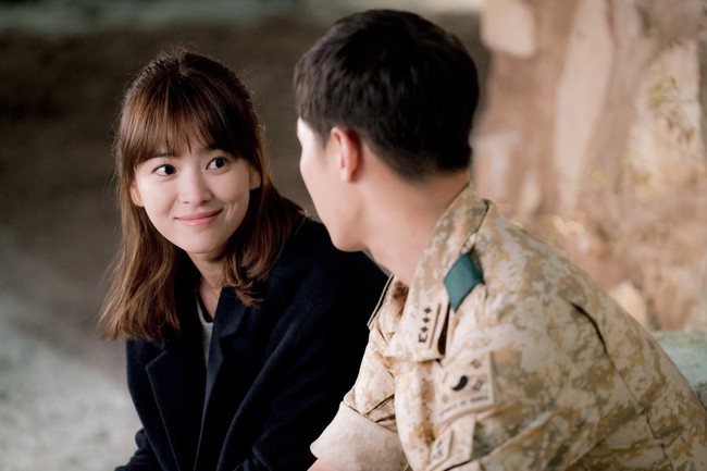 &ldquo;Hậu Duệ Mặt Trời&rdquo; bị cảnh c&aacute;o v&igrave; văng tục tr&ecirc;n s&oacute;ng, &ldquo;Come Back Mister&rdquo; &ldquo;tho&aacute;t nạn&rdquo; - Ảnh 13.