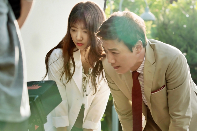 Park Shin Hye “hổ báo” bẻ tay, tung cước trong teaser mới của “Doctors” - Ảnh 14.