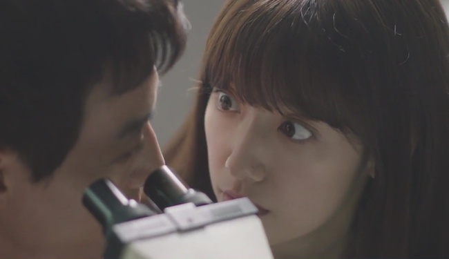Park Shin Hye  bị Lee Sung Kyung ghen tị v&igrave; Kim Rae Won - Ảnh 13.