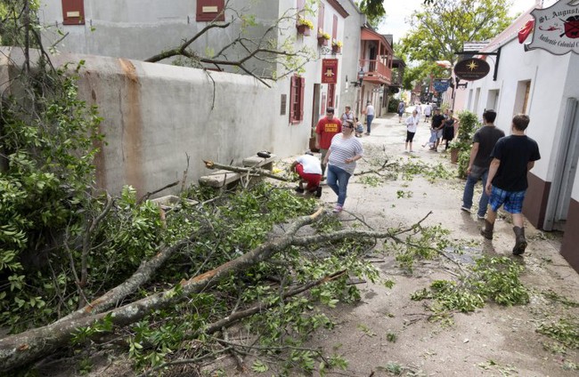 1 thảm họa, 2 thế giới: Cảnh tượng khác biệt giữa Mỹ và Haiti sau cơn bão mặt quỷ Matthew - Ảnh 12.