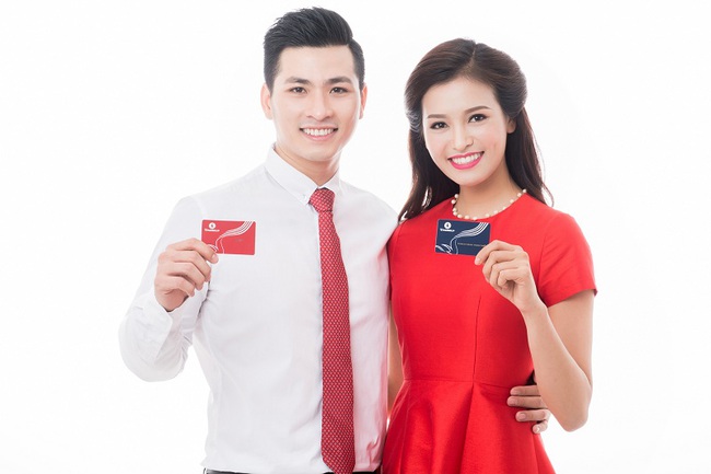 Đại hỷ Xuân 2017 - Chương trình siêu khuyến mãi của Vingroup Card - Ảnh 1.