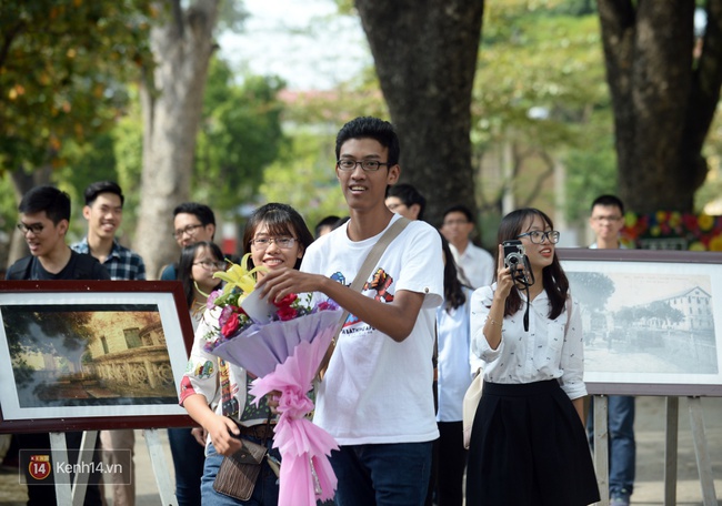 Lạc vào miền kỉ niệm với Con đường kí ức trong lễ kỷ niệm 108 năm trường Bưởi - Chu Văn An - Ảnh 12.