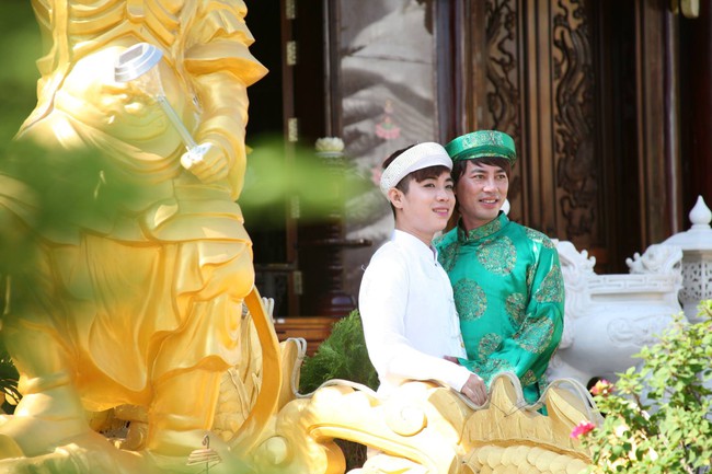 Ch&agrave;ng trai đồng t&iacute;nh lần đầu chia sẻ sau c&aacute;i chết của chồng mới cưới - Ảnh 5.