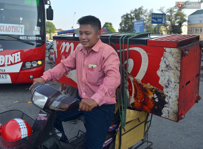 Chuyến xe cuối c&ugrave;ng rời bến xe Lương Y&ecirc;n trước khi dừng hoạt động - Ảnh 14.