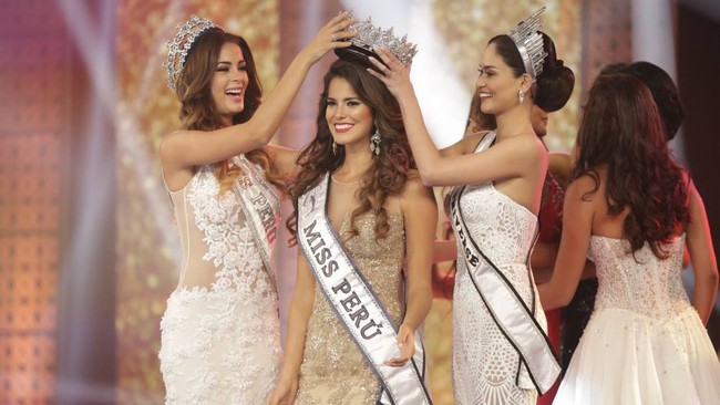 Chiêm ngưỡng vẻ đẹp nóng bỏng của Hoa hậu Hoàn vũ Peru 2016 - Ảnh 1.