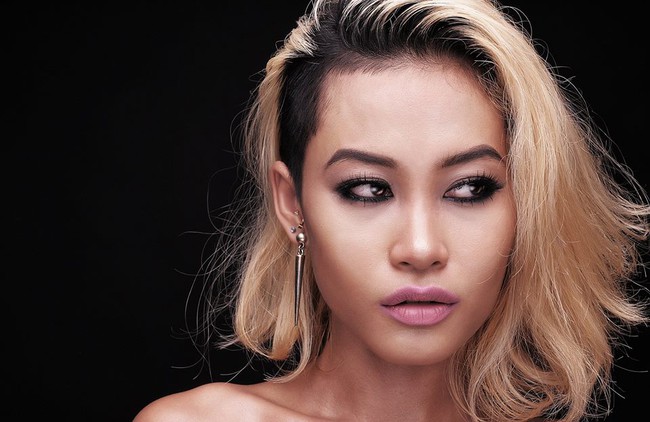 37 tuổi, liệt 2 ch&acirc;n v&agrave; m&ugrave; m&agrave;u bẩm sinh, điều đ&oacute; kh&ocirc;ng thể ngăn th&iacute; sinh n&agrave;y đi thi người mẫu! - Ảnh 9.