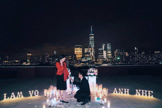 Mai Ngọc được bạn trai 10 năm cầu h&ocirc;n cực l&atilde;ng mạn ở New York - Ảnh 3.