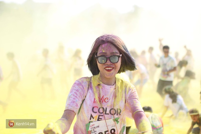 Giới trẻ Hà Nội đã có một buổi chiều quẩy rất nhiệt tại Color me run! - Ảnh 28.