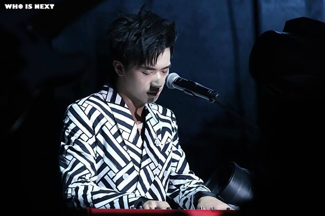 Hứa Ngụy Châu đẹp trai ngời ngợi, khiến fan mãn nhãn trong concert đầu tiên - Ảnh 19.