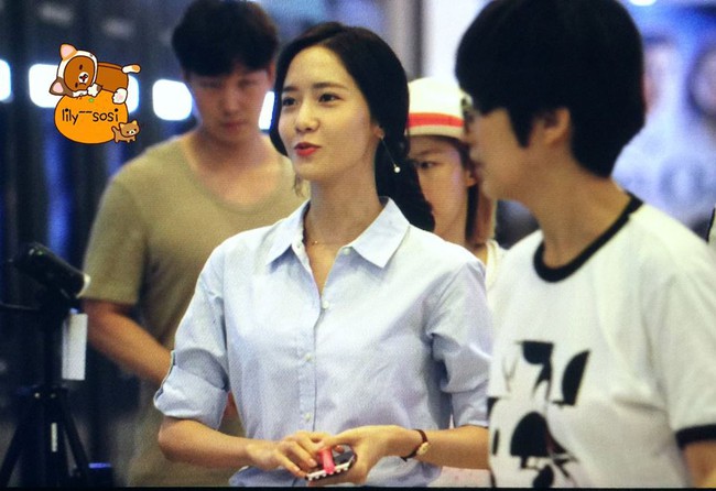 G&aacute;c lại l&ugrave;m x&ugrave;m, Taeyeon - Yoona (SNSD) vui vẻ tới ủng hộ Tiffany - Ảnh 12.
