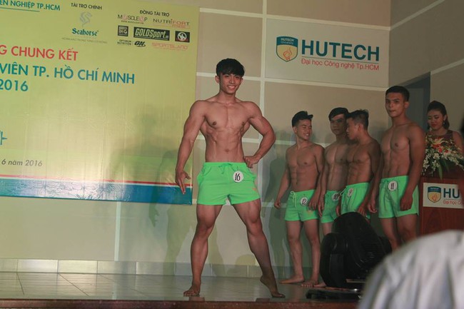 Chưa bao giờ ĐH Hutech (TPHCM) lại c&oacute; nhiều ch&agrave;ng trai 6 m&uacute;i sexy như thế n&agrave;y!  - Ảnh 15.