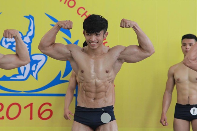 Chưa bao giờ ĐH Hutech (TPHCM) lại c&oacute; nhiều ch&agrave;ng trai 6 m&uacute;i sexy như thế n&agrave;y!  - Ảnh 22.
