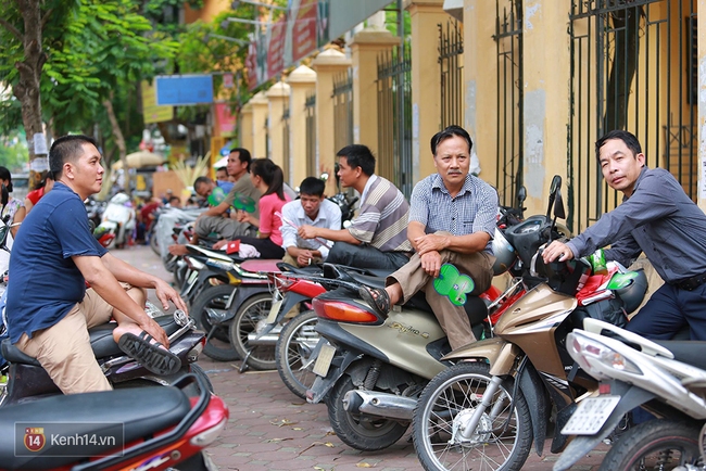 Thí sinh tự tin hoàn thành đề Hóa, chính thức kết thúc ngày thi thứ 3 - Ảnh 38.