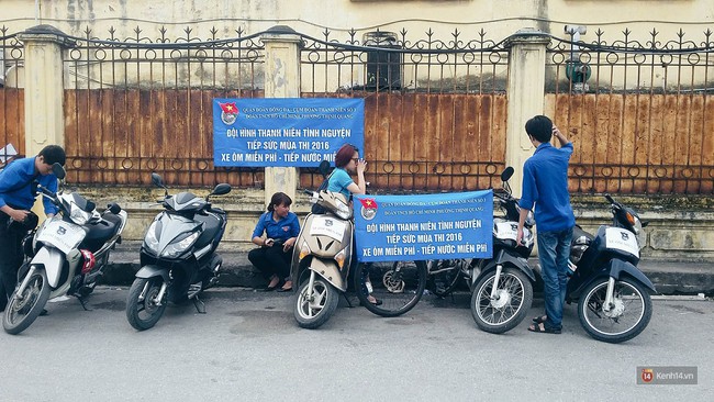Ng&agrave;y thi thứ 3 với m&ocirc;n Địa l&yacute;: Nhiều th&iacute; sinh ra sớm - Ảnh 13.