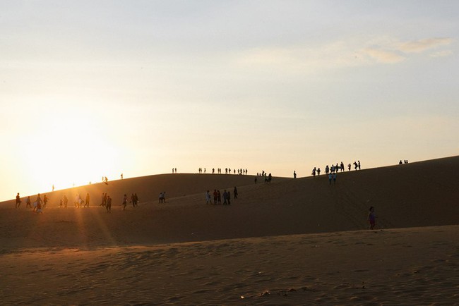 Bộ ảnh: Cảnh sắc Việt Nam xuất hiện tuyệt đẹp tr&ecirc;n trang du lịch nổi tiếng ở Th&aacute;i Lan - Ảnh 14.