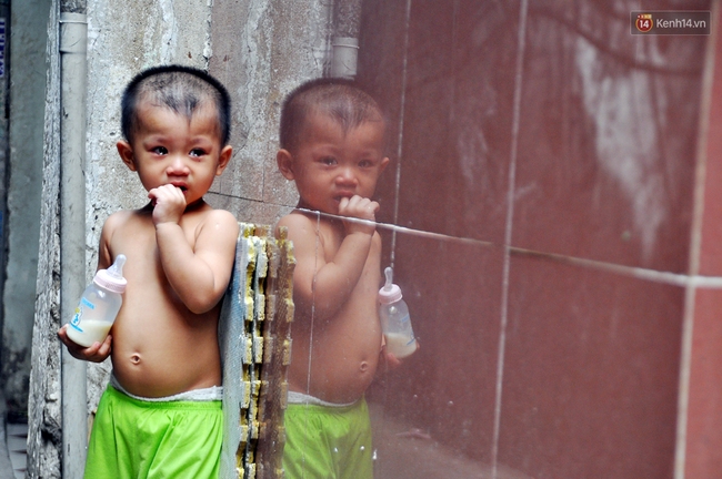 Mẹ bỏ đi, bà nội và bố lo nuôi 11 anh em chen chúc trong căn nhà chật hẹp ở Sài Gòn - Ảnh 14.