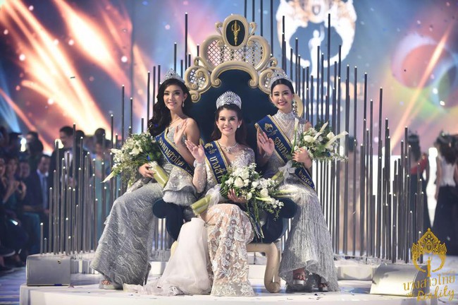 Lại một mỹ nhân lộng lẫy đăng quang Hoa hậu Thái Lan 2016 - Ảnh 3.